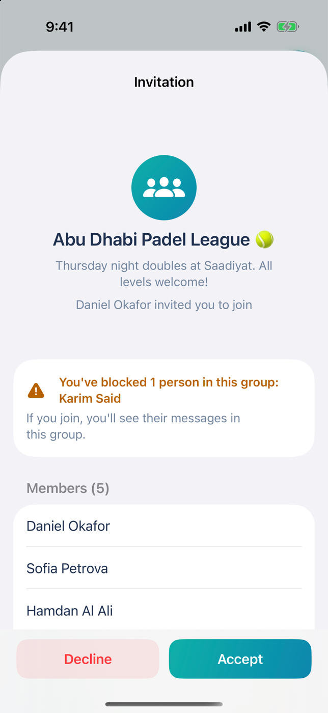 The Simit group invitation sheet showing who sent the invite, a warning about one blocked member, the member list and Accept and Decline buttons